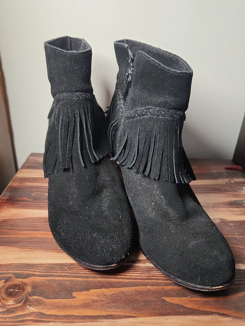 Black Gianni Bini Fringed Booties